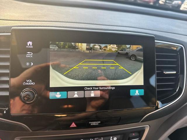 Photo of 2019 White Diamond Pearl Honda Pilot