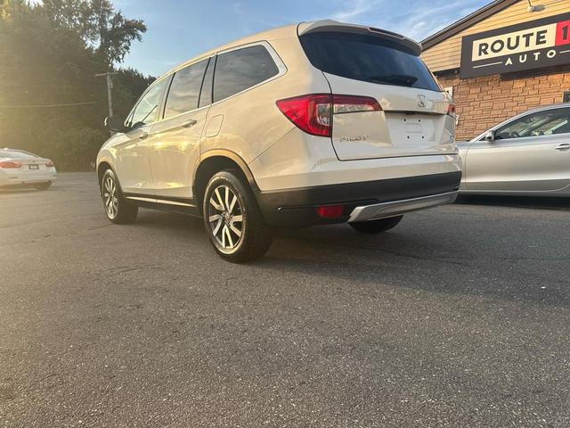 Photo of 2019 White Diamond Pearl Honda Pilot