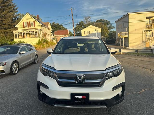 Photo of 2019 White Diamond Pearl Honda Pilot