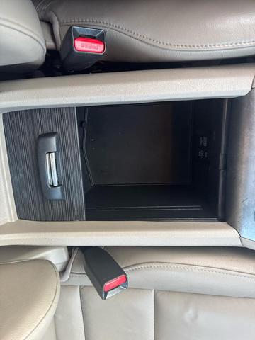 Photo of 2019 White Diamond Pearl Honda Pilot