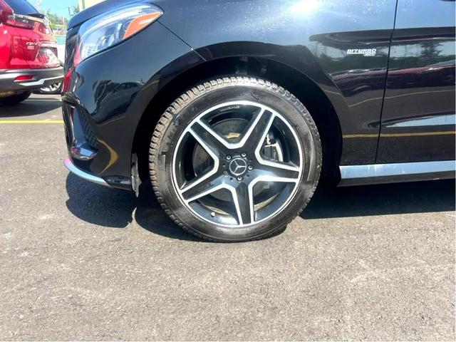 Photo of 2017 Black Mercedes-Benz AMG GLE 43