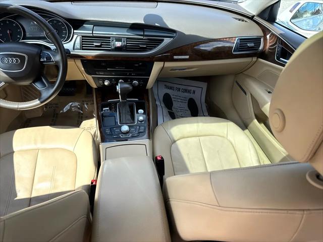 Photo of 2013 White Audi A7