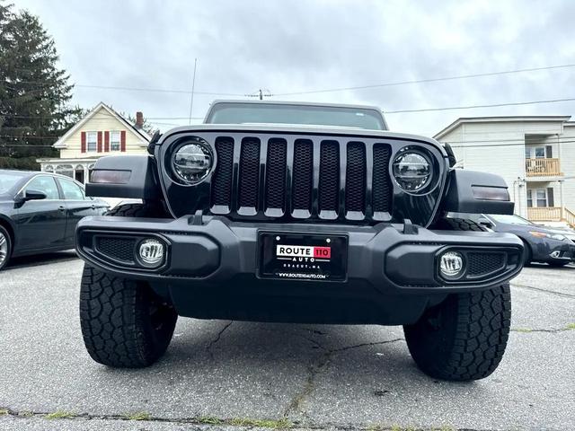 Photo of 2021 Gray Jeep Wrangler