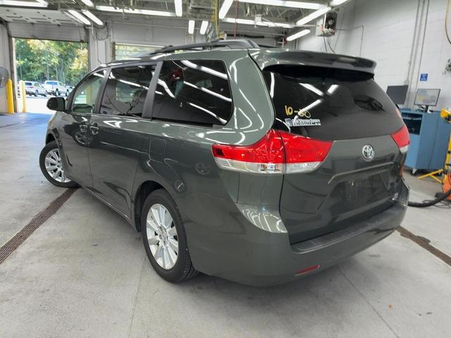 Photo of 2014 Cypress Pearl Toyota Sienna