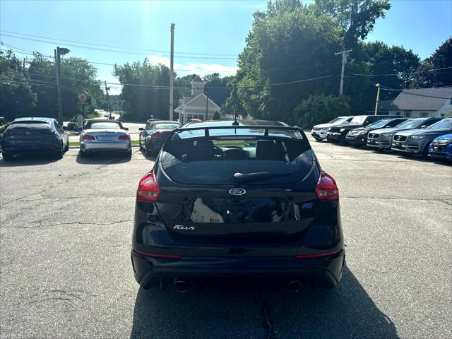 Photo of 2017 Shadow Black Ford Focus RS