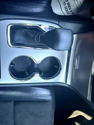 Photo of 2019 Bright White Clearcoat Jeep Grand Cherokee