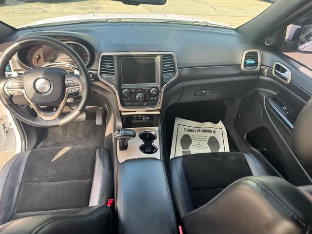 Photo of 2014 Bright White Clearcoat Jeep Grand Cherokee
