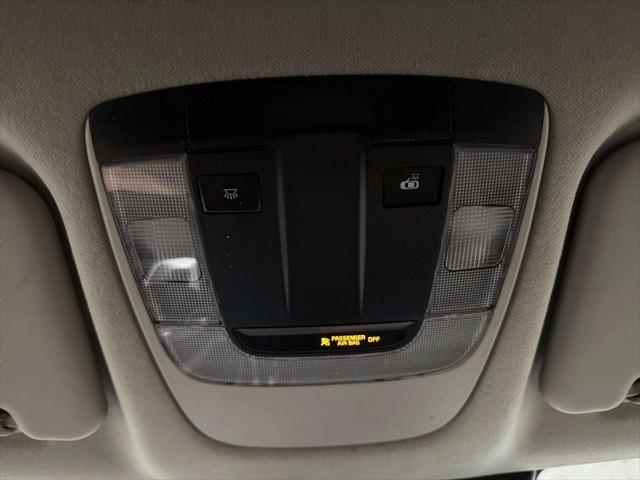 Photo of 2022 Cherry Black Kia Seltos