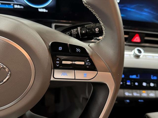 Photo of 2023 Scarlet Red Pearl Hyundai ELANTRA