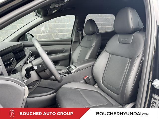 Photo of 2025 Phantom Black Hyundai TUCSON