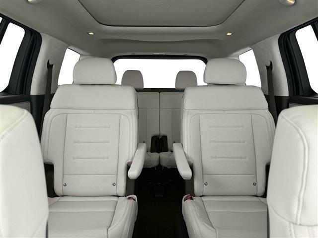 Photo of 2025 Phantom Black Hyundai SANTA FE