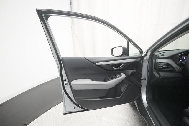 Photo of 2025 Ice Silver Metallic Subaru Outback
