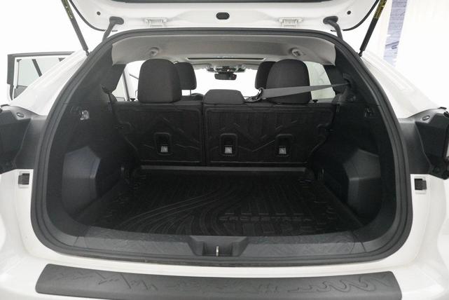 Photo of 2024 Crystal White Pearl Subaru Crosstrek