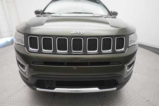 Photo of 2021 Olive Green Pearlcoat Jeep Compass