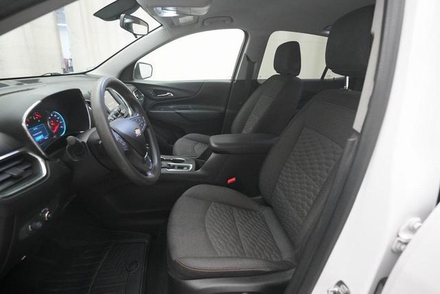 Photo of 2019 Summit White Chevrolet Equinox