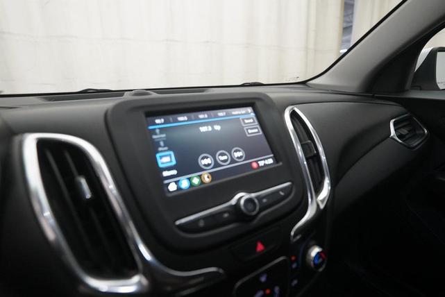 Photo of 2019 Summit White Chevrolet Equinox