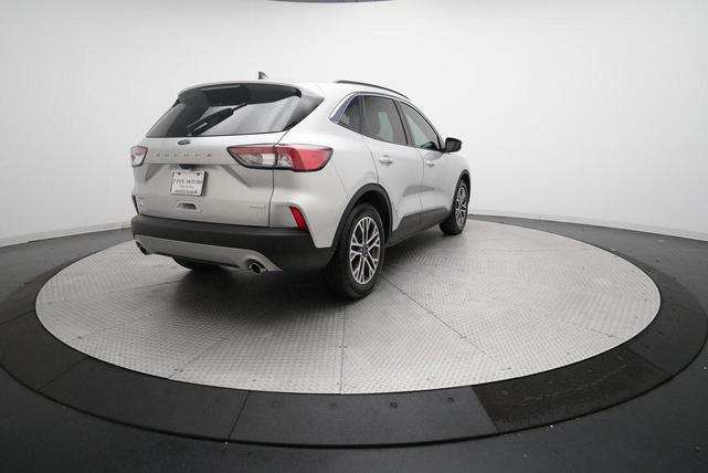 Photo of 2020 INGOT SILVER METALLIC Ford Escape