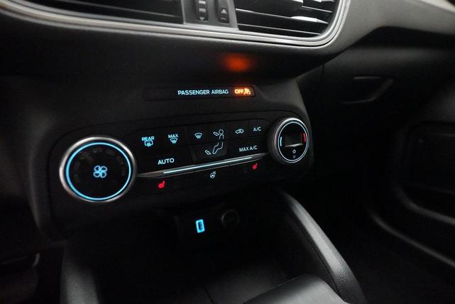 Photo of 2020 INGOT SILVER METALLIC Ford Escape
