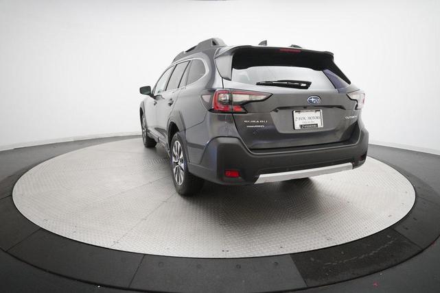 Photo of 2025 Magnetite Gray Metallic Subaru Outback
