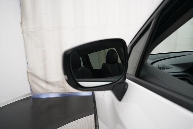 Photo of 2025 Crystal White Pearl Subaru Ascent