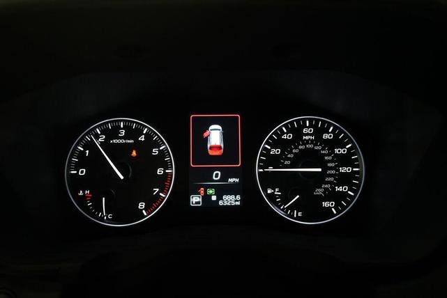 Photo of 2025 Crystal White Pearl Subaru Ascent