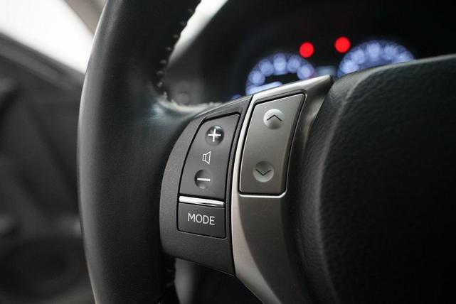 Photo of 2013 Obsidian Lexus ES 350