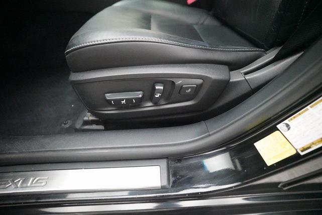 Photo of 2013 Obsidian Lexus ES 350