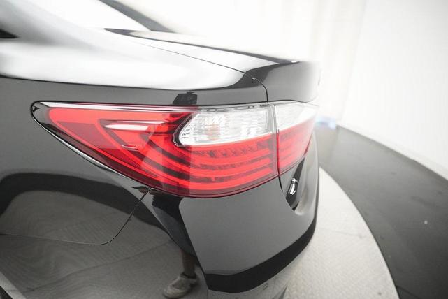 Photo of 2013 Obsidian Lexus ES 350