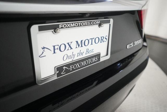 Photo of 2013 Obsidian Lexus ES 350