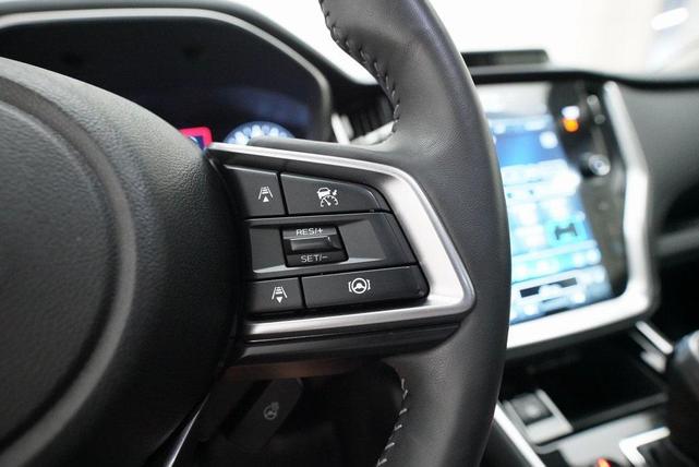 Photo of 2023 Crystal White Pearl Subaru Outback