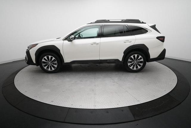 Photo of 2023 Crystal White Pearl Subaru Outback