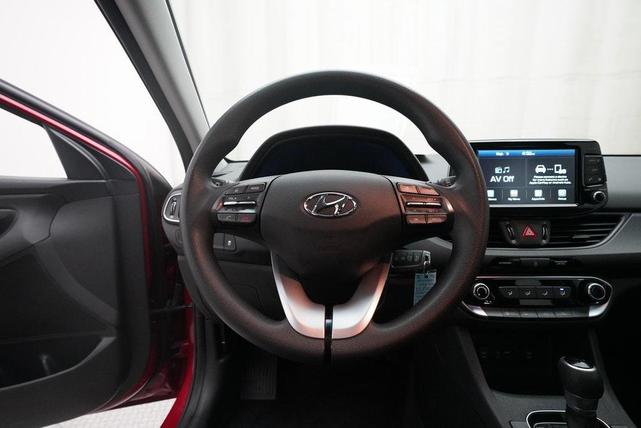 Photo of 2018 Scarlet Red Pearl Hyundai Elantra GT