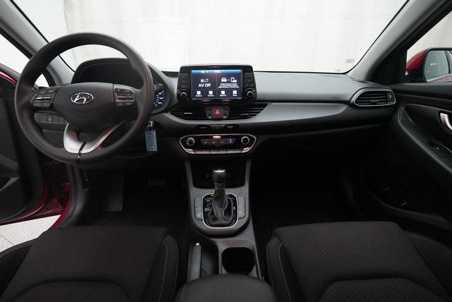 Photo of 2018 Scarlet Red Pearl Hyundai Elantra GT
