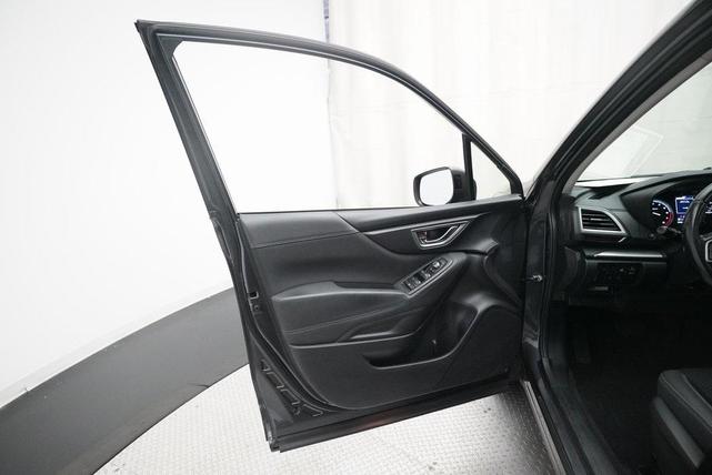 Photo of 2019 Dark Gray Metallic Subaru Forester