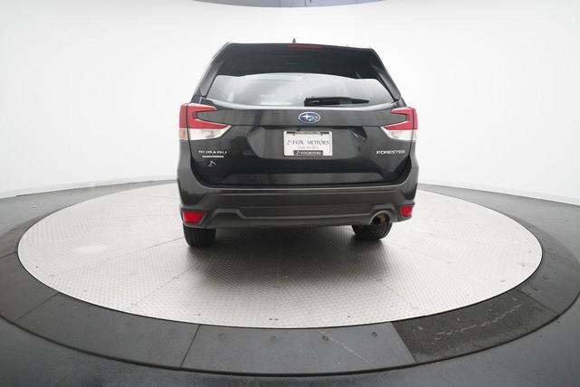 Photo of 2019 Dark Gray Metallic Subaru Forester