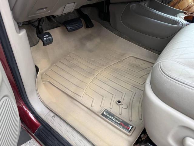 Photo of 2006 Salsa Red Pearl Toyota Tundra