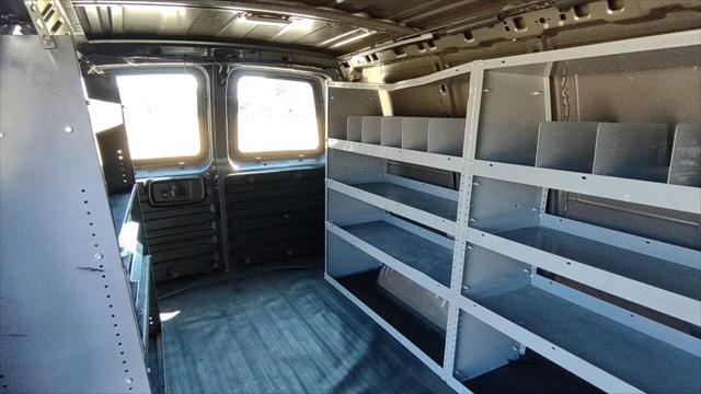 Photo of 2008 Graystone Metallic Chevrolet Express 1500