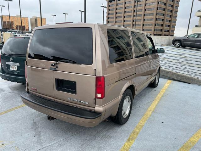 2003 GMC Safari