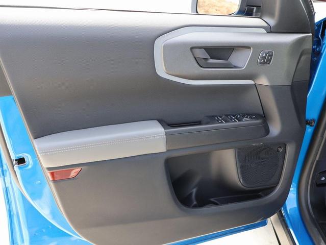 Photo of 2025 Blue Metallic Ford Bronco Sport