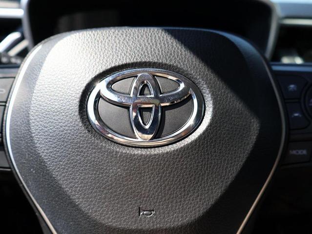 Photo of 2023 Barcelona Red Metallic Toyota Corolla Cross