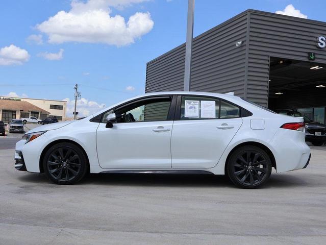Photo of 2023 Ice Cap Toyota Corolla Hybrid