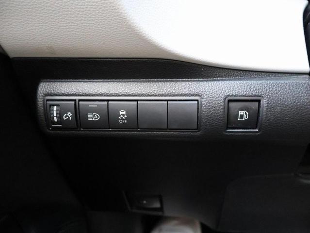 Photo of 2023 Ice Cap Toyota Corolla Hybrid