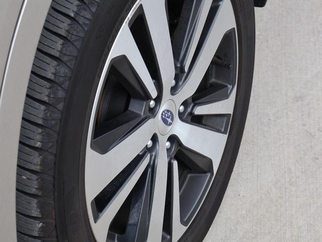 Photo of 2019 Champagne Subaru Outback