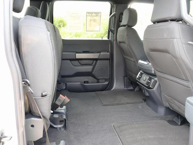 Photo of 2025 White Metallic Ford F-150