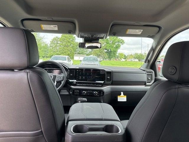Photo of 2025 Summit White GMC Sierra 1500