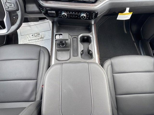 Photo of 2025 Summit White GMC Sierra 1500