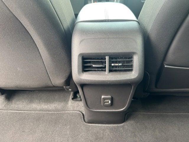 Photo of 2024 Summit White GMC Terrain