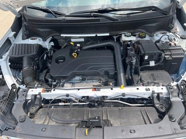 Photo of 2024 Summit White GMC Terrain