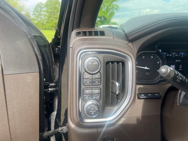 Photo of 2022 Onyx Black GMC Sierra 2500