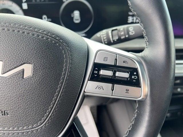 Photo of 2023 Gray Kia Telluride